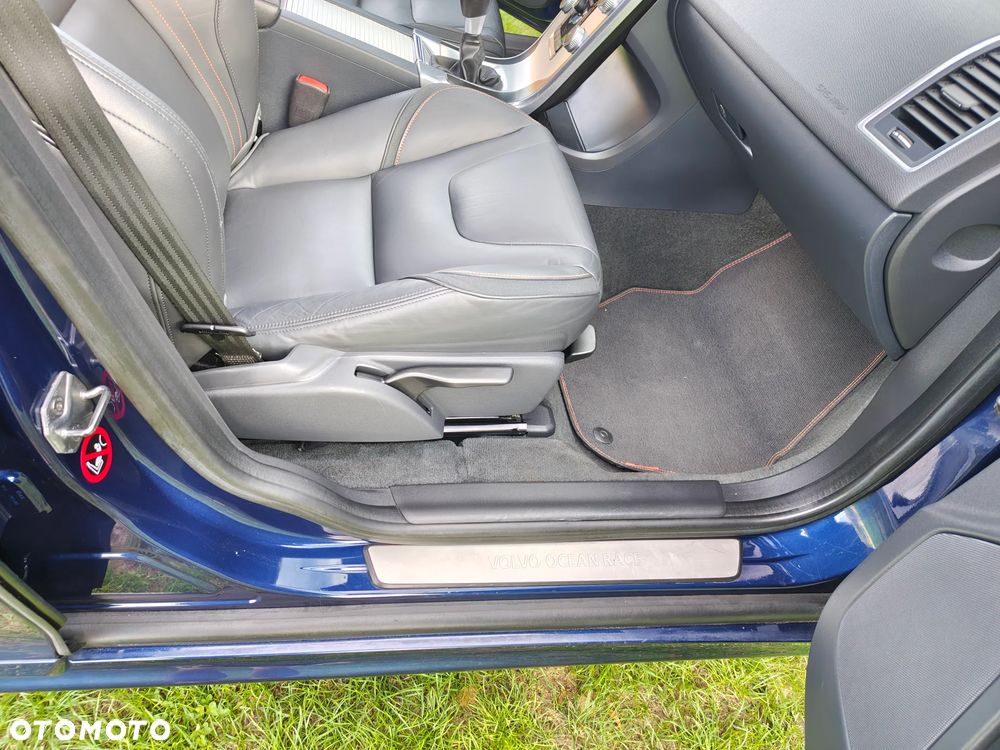Volvo XC 60 D3 Ocean Race - 24