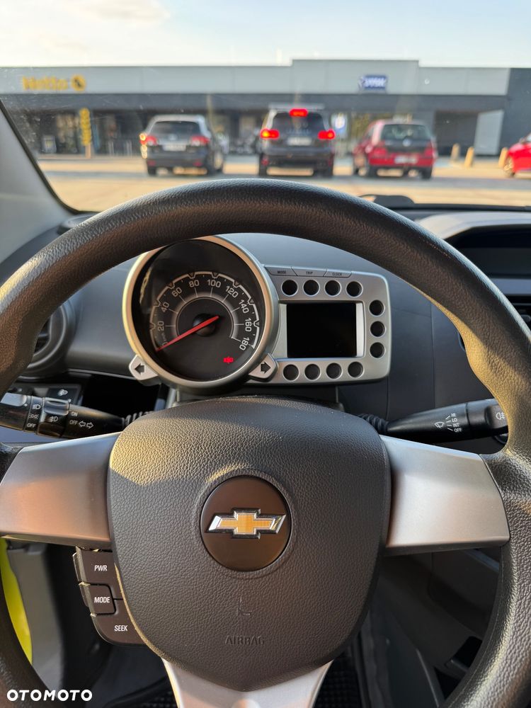 Chevrolet Spark - 16