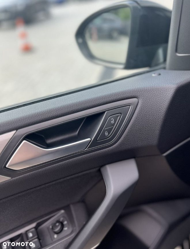 Volkswagen Touran 1.5 TSI EVO Comfortline DSG - 9