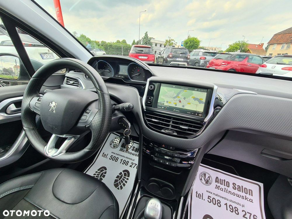Peugeot 2008 1.2 Pure Tech GPF Crossway S&S - 29
