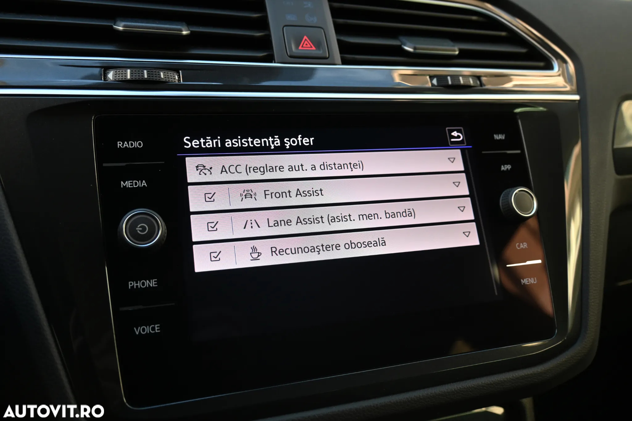Volkswagen Tiguan 2.0 TDI SCR DSG 4Motion Elegance - 34