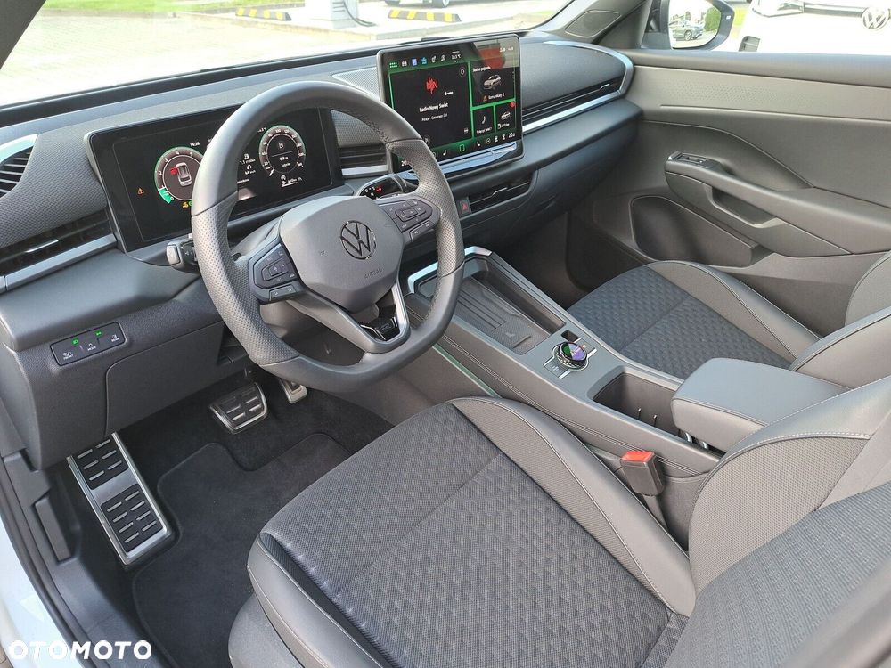 Volkswagen T-Roc 1.5 eTSI R-Line DSG - 10