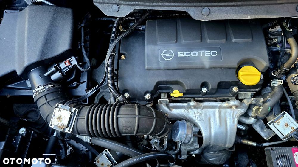 Opel Zafira Tourer 1.4 Turbo Business Innovation - 21