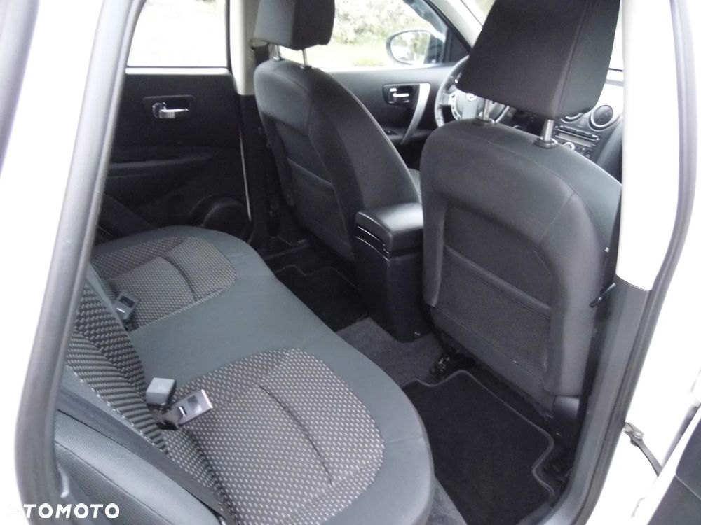 Nissan Qashqai 1.6 visia - 26