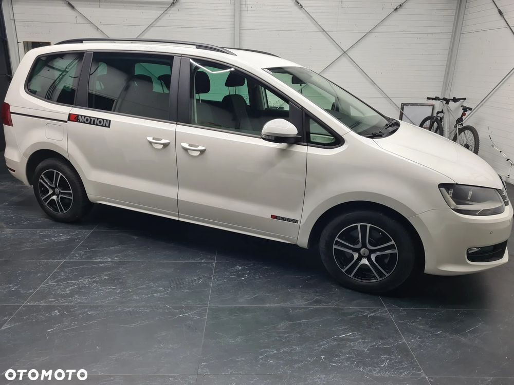 Volkswagen Sharan 2.0 TDI 4MOTION Blue Motion Style - 11