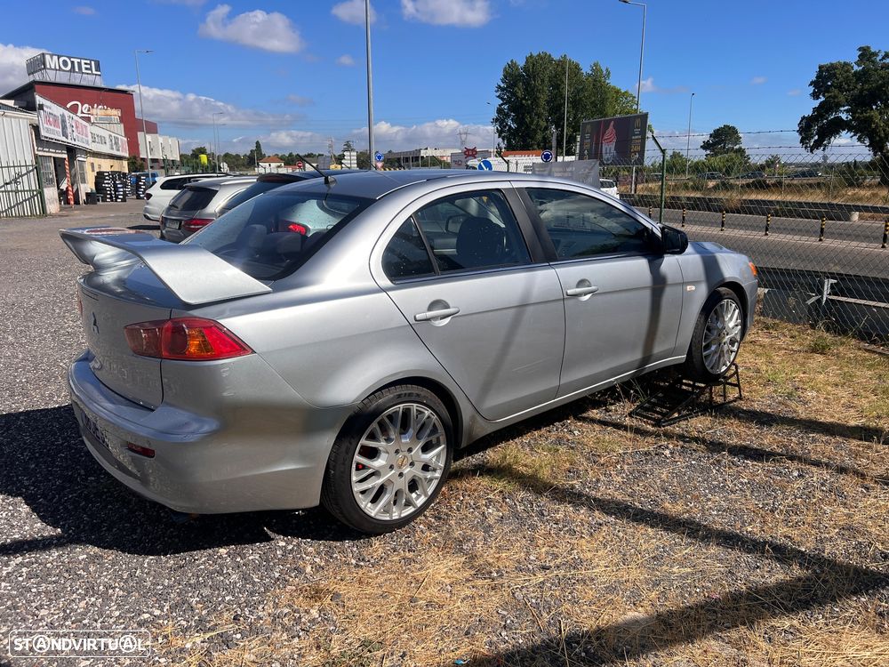 Mitsubishi Lancer 1.5 Invite - 11