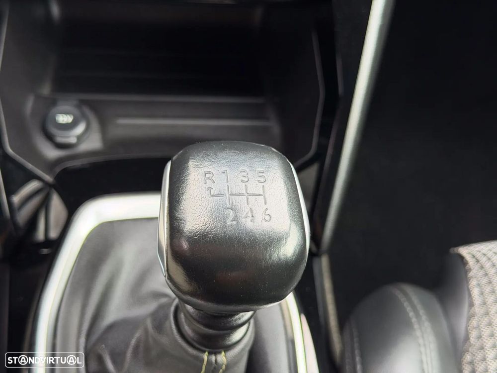 Peugeot 208 1.5 BlueHDi GT - 22