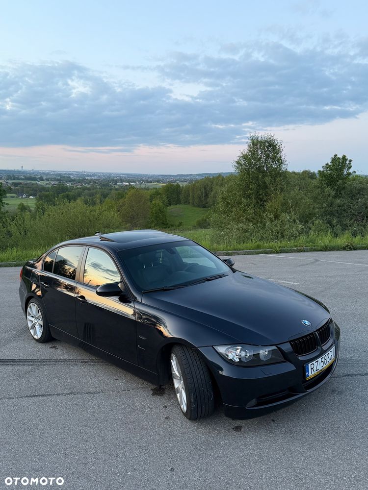 BMW Seria 3 320i Edition Sport - 25