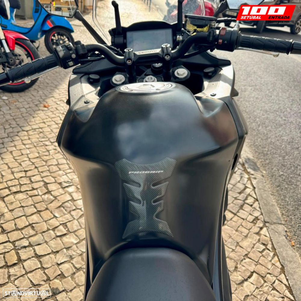 CF Moto 650GT 8F - 7