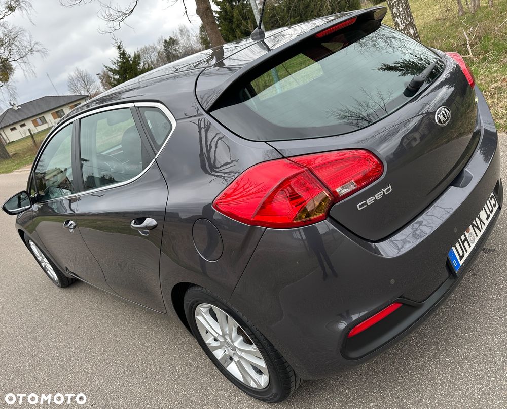 Kia Ceed 1.6 GDI Platinum Edition - 7