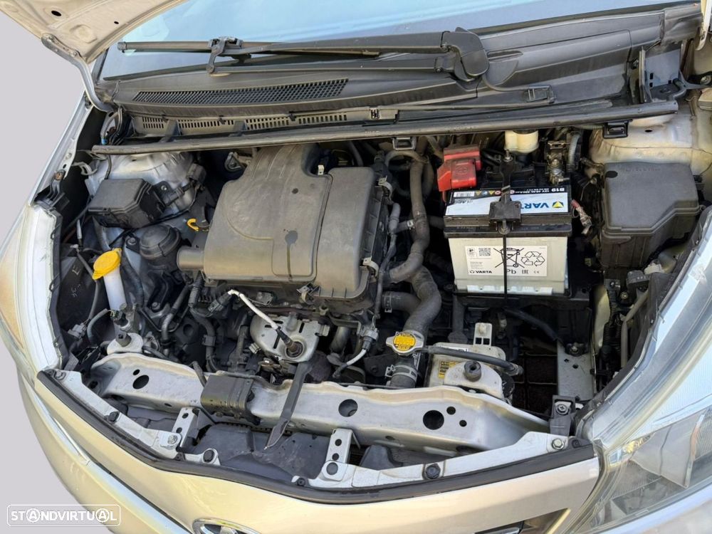 Toyota Yaris 1.0 VVT-i Comfort +PS Style +P.Techno - 34