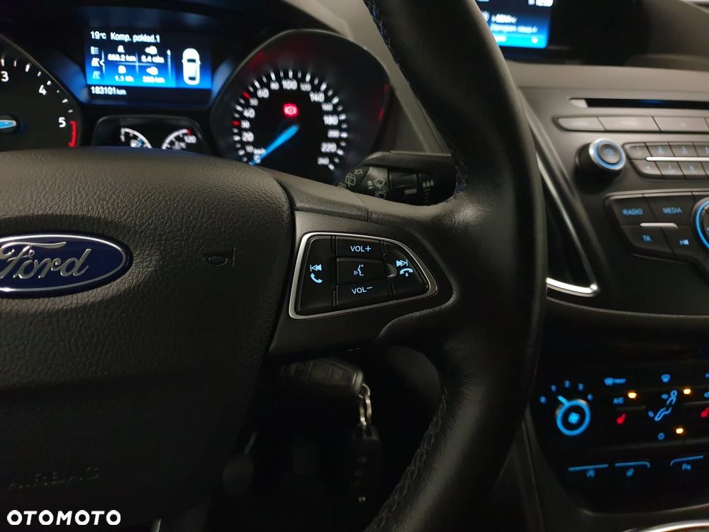 Ford C-MAX - 12