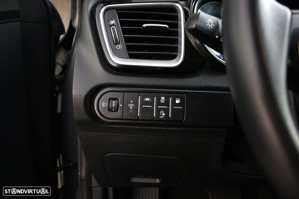 Kia Ceed SW 1.6 GDi PHEV Drive 6DCT - 23