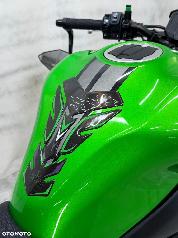 Kawasaki Z 900 - 16