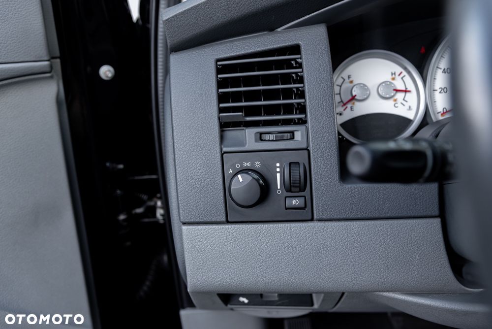 Dodge Durango - 30