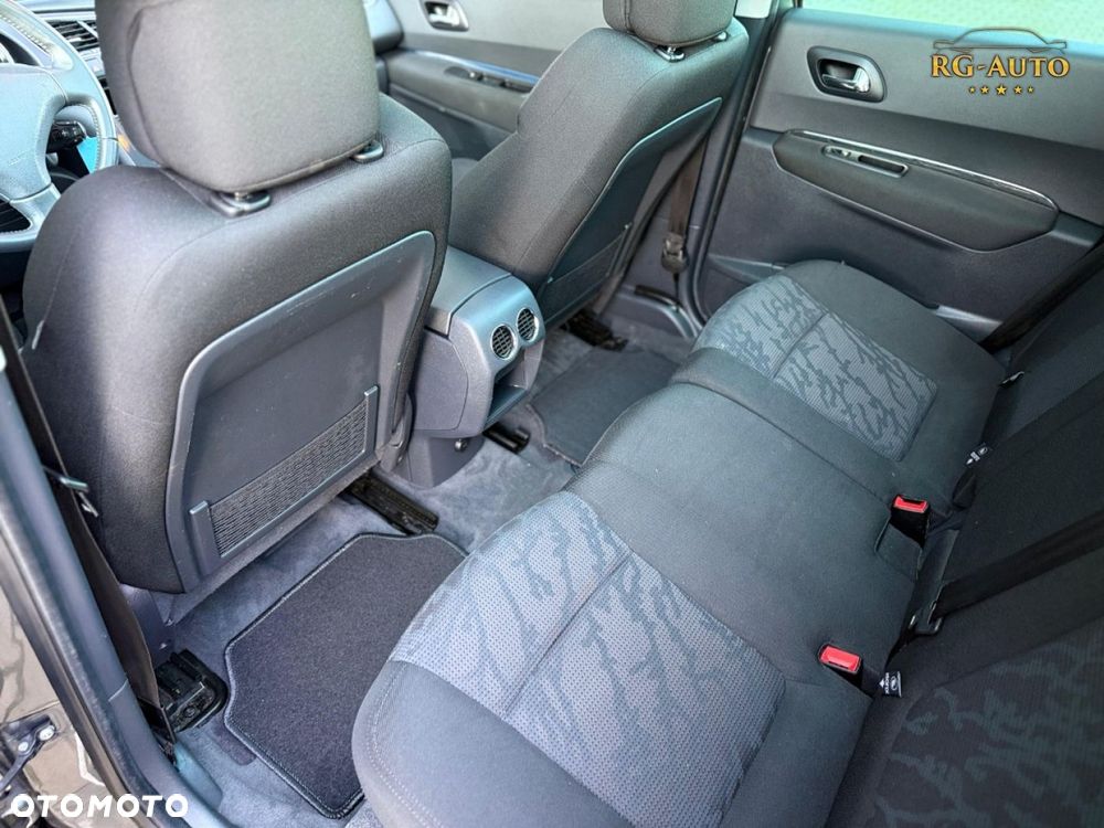 Peugeot 3008 - 31