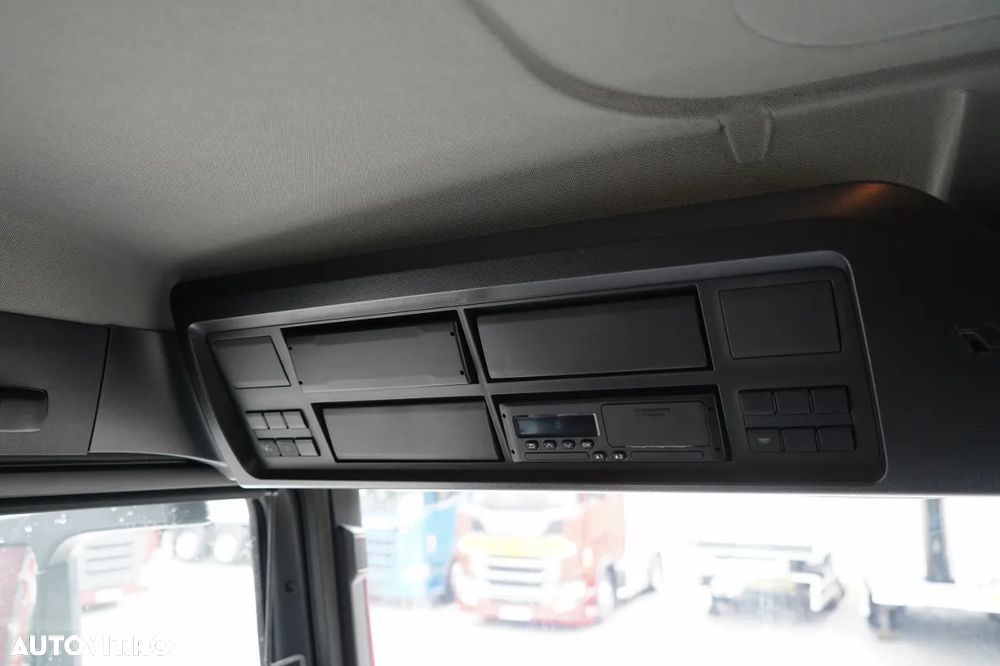 MAN TGS 41.480 / 8X8 / ​​BASCULATOR / AUTOMAT / NOU-NOUȚ / ECHIPAMENTE BOGATE / DISPONIBIL IMEDIAT / AUR METALIC / - 34