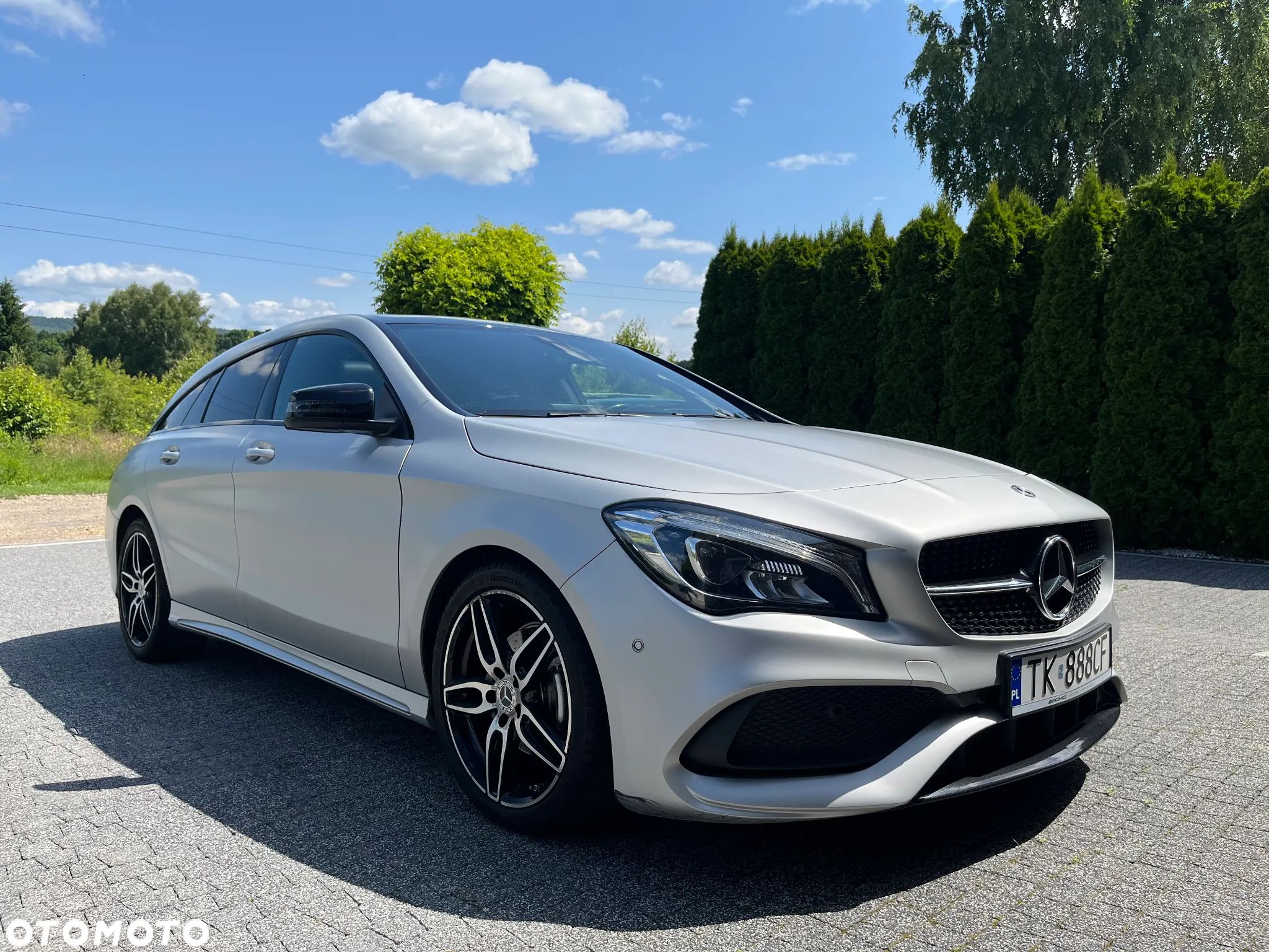 Mercedes-Benz CLA 180 7G-DCT AMG Line - 1