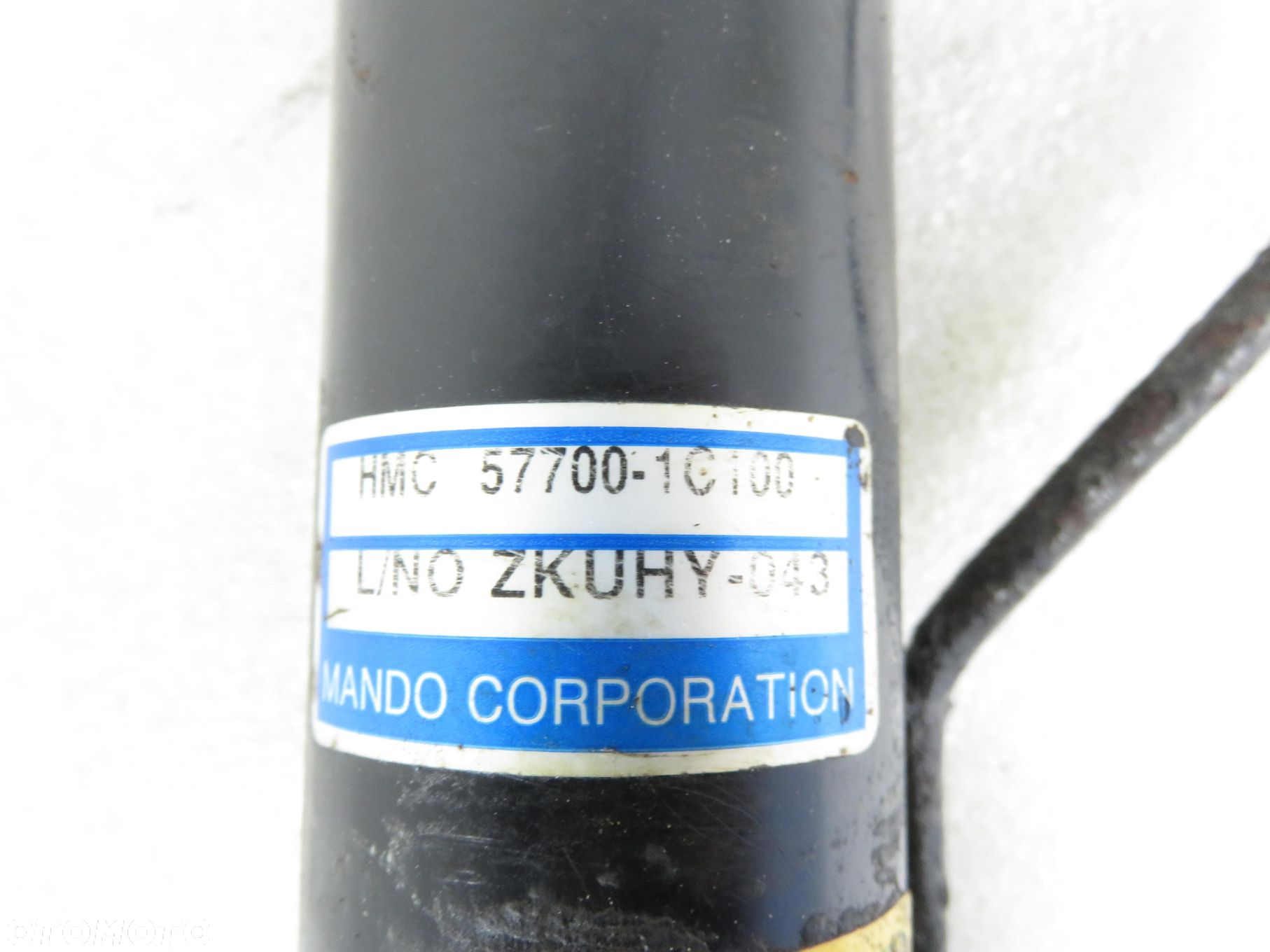 MAGLOWNICA HYUNDAI GETZ 577001C100 - 2