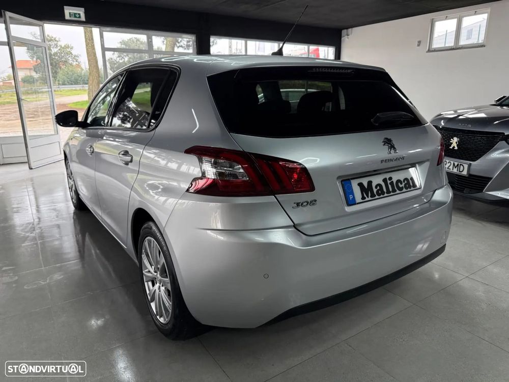 Peugeot 308 1.2 PureTech Style - 6