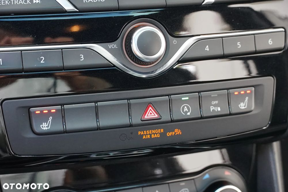 Infiniti Q30 2.0t DCT AWD Sport - 37
