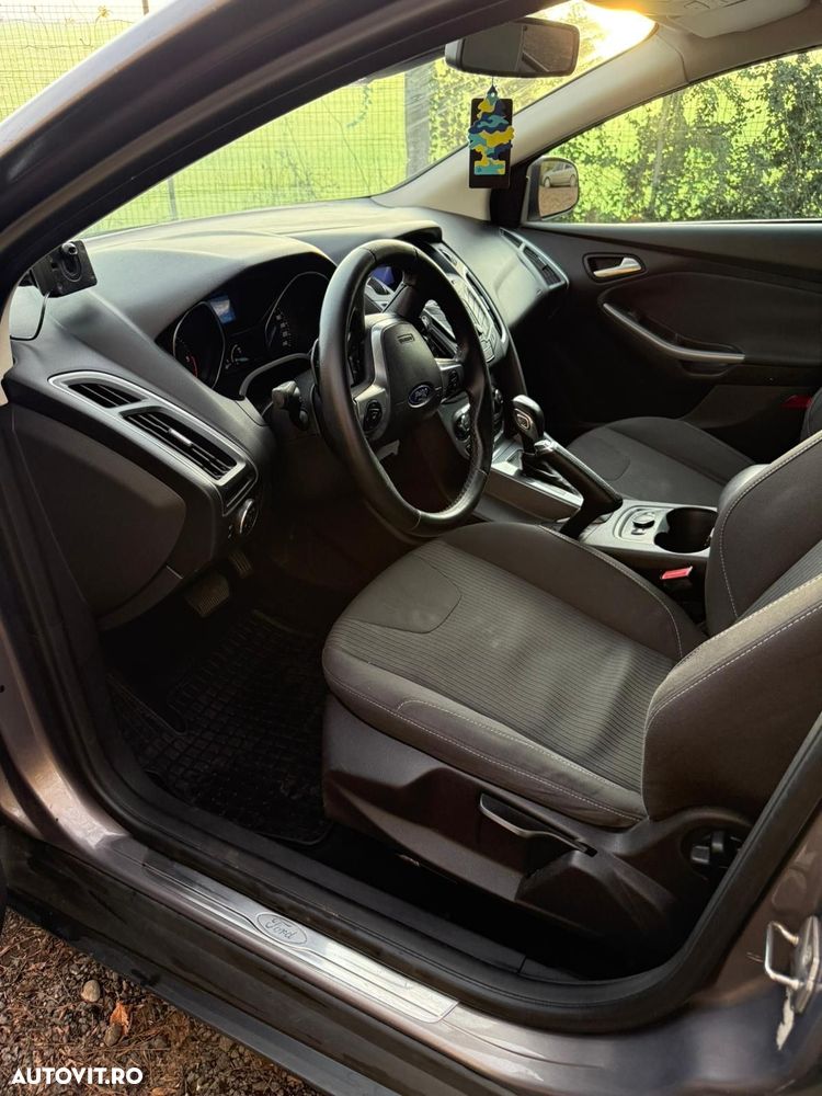 Ford Focus 2.0 TDCi DPF Aut. Titanium - 6