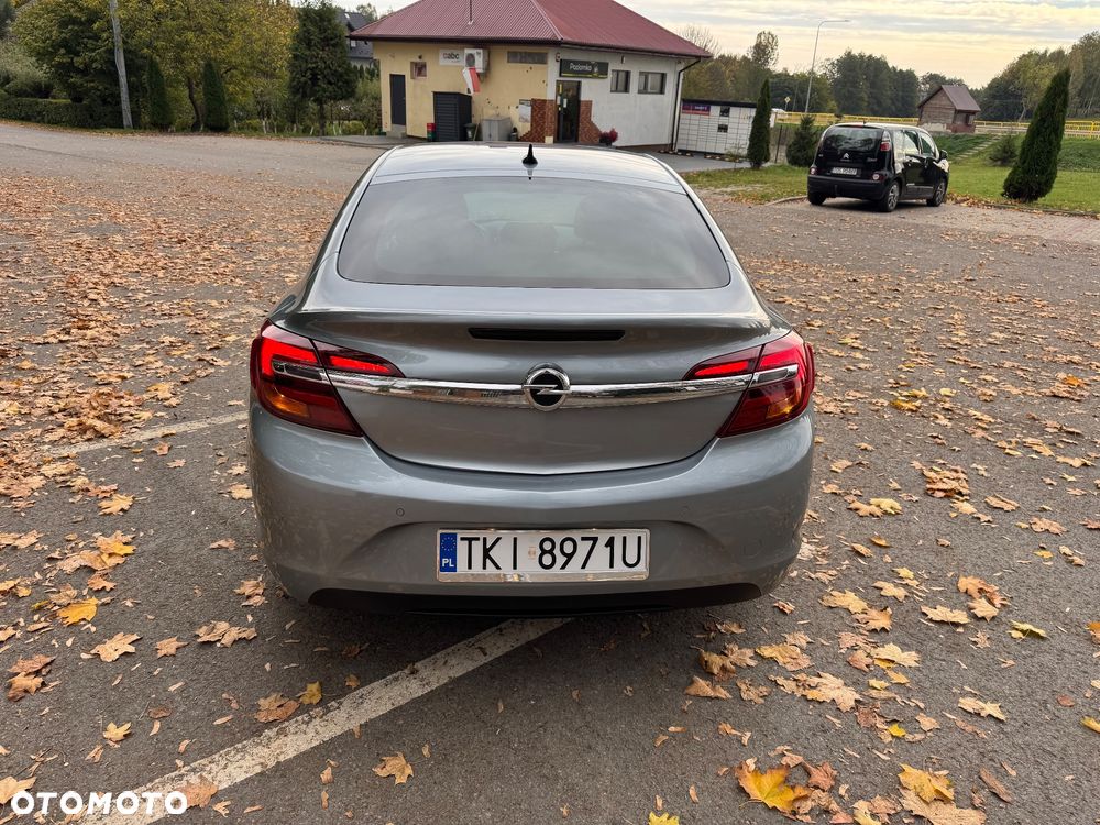 Opel Insignia - 23