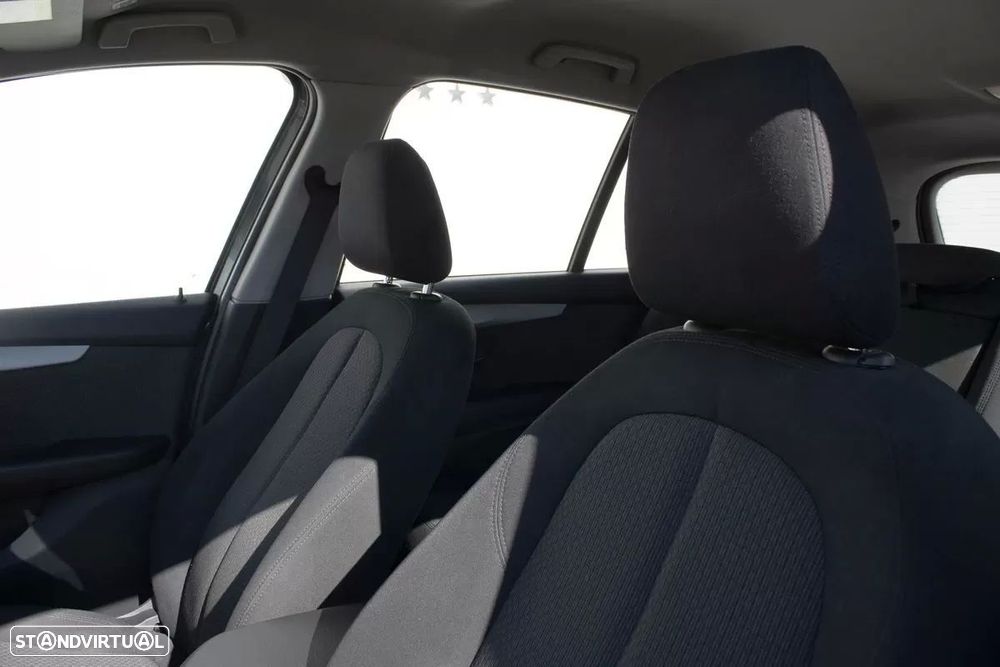 BMW 216 Gran Tourer d 7L Line Sport Auto - 12