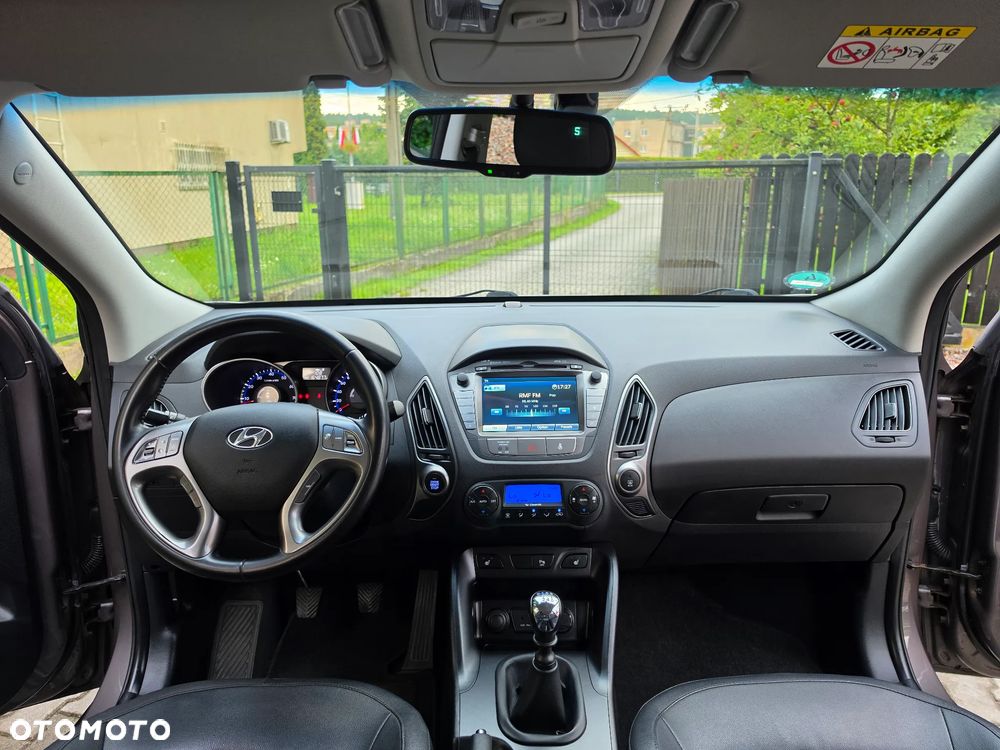 Hyundai ix35 1.6 2WD Fifa World Cup Edition - 9