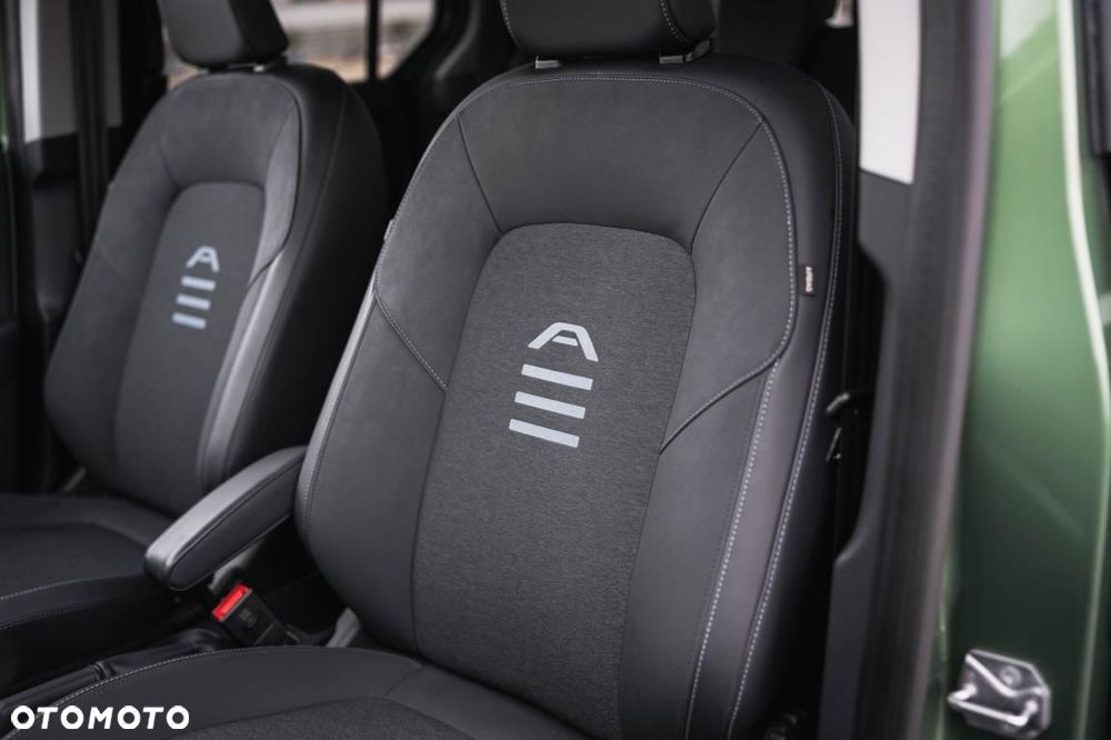 Ford Tourneo Courier - 27