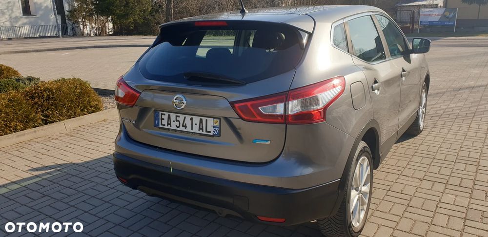 Nissan Qashqai 1.5 dCi DPF 360 - 5