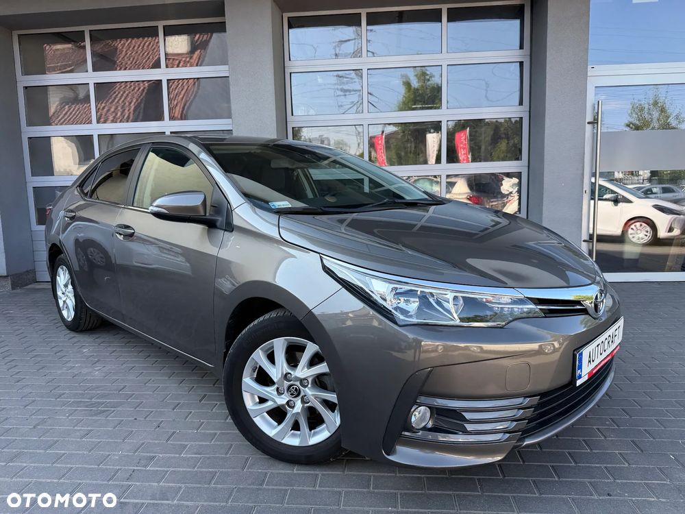 Toyota Corolla 1.6 Comfort - 1