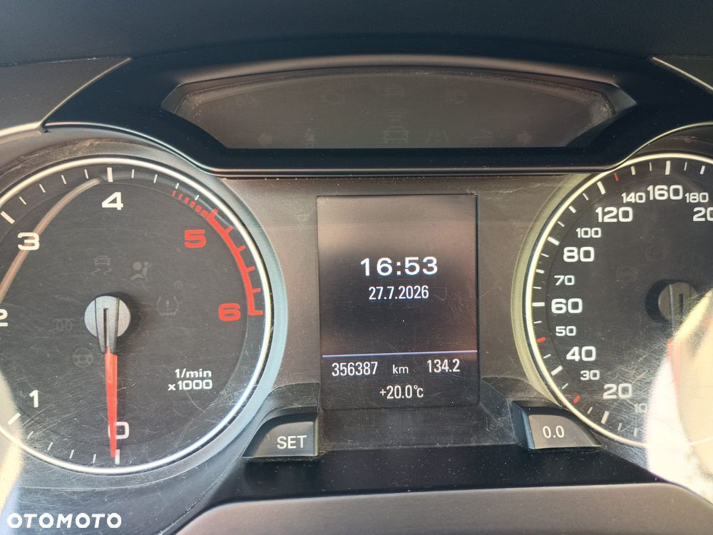 Audi A4 Avant 2.0 TDI Multitronic - 27