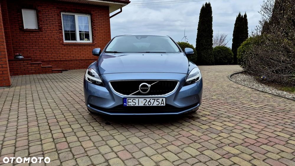 Volvo V40 D4 Momentum - 6