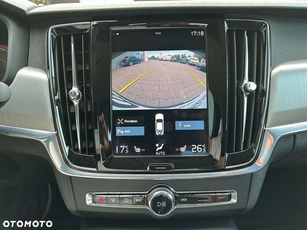 Volvo S90 D4 SCR Momentum Pro - 31