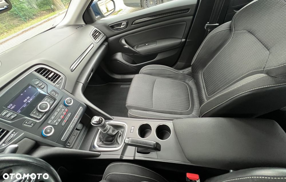 Renault Megane 1.2 Energy TCe Life - 18