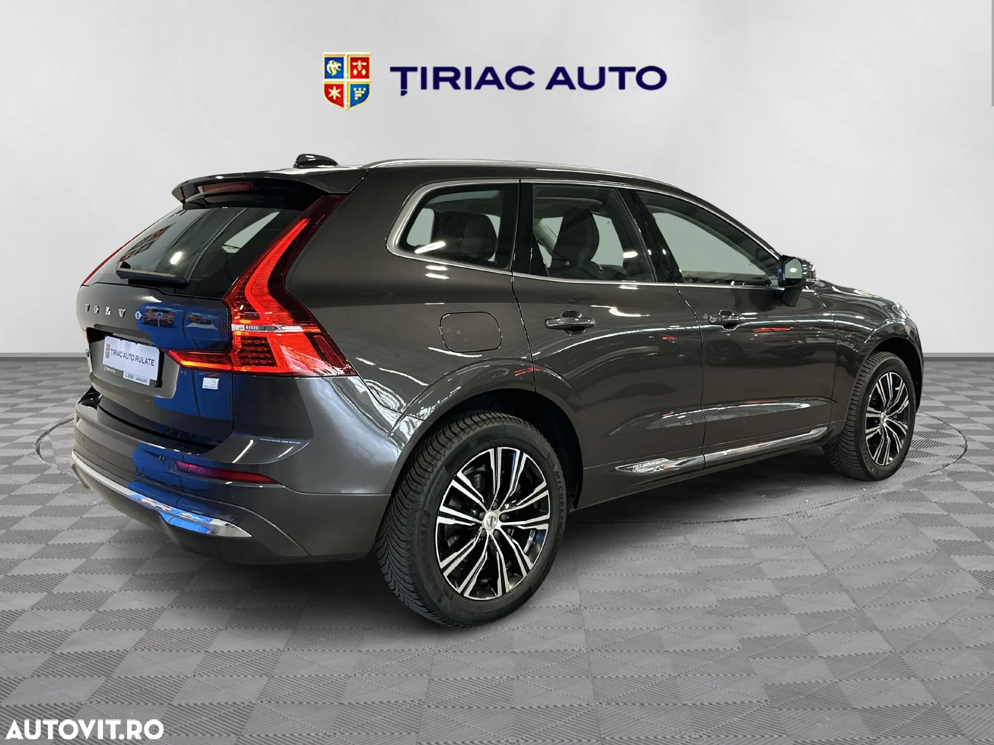 Volvo XC 60 T6 AWD Recharge Geartronic Inscription - 5
