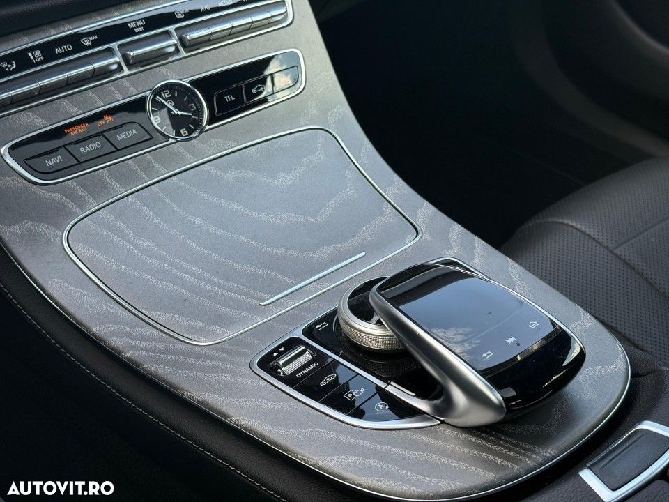 Mercedes-Benz CLS 400 d 4MATIC Aut - 25