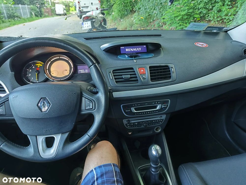 Renault Megane 1.5 dCi Grandtour Dynamique - 5