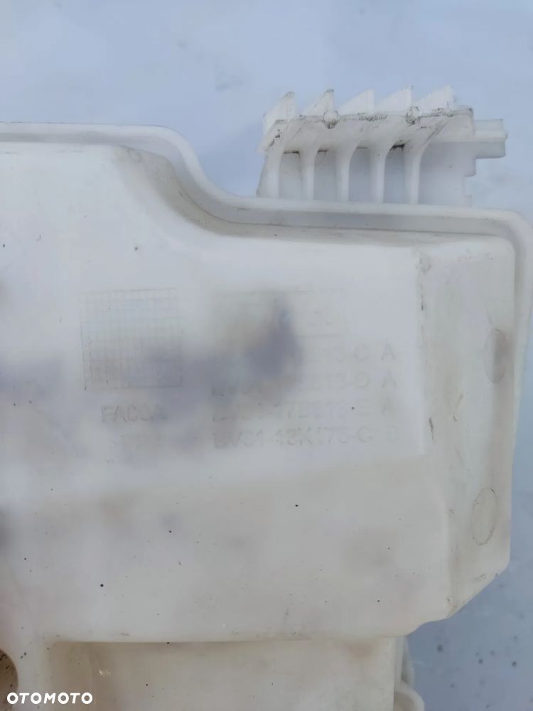 ZBIORNICZEK SPRYSKIWACZY FORD FOCUS MK3 17B613EA - 3