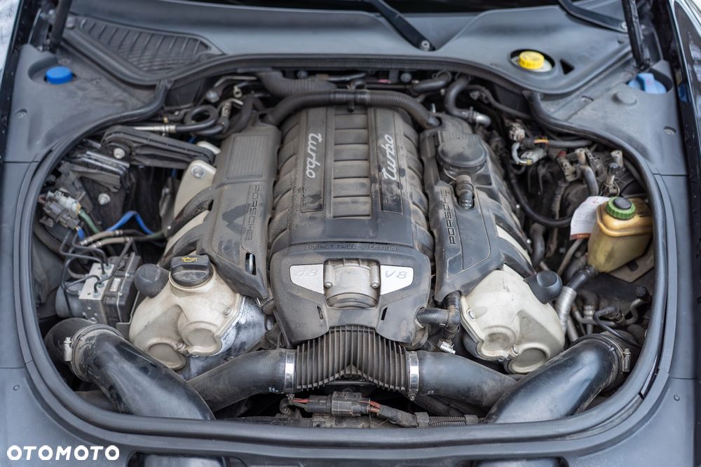Porsche Panamera Turbo Executive - 37