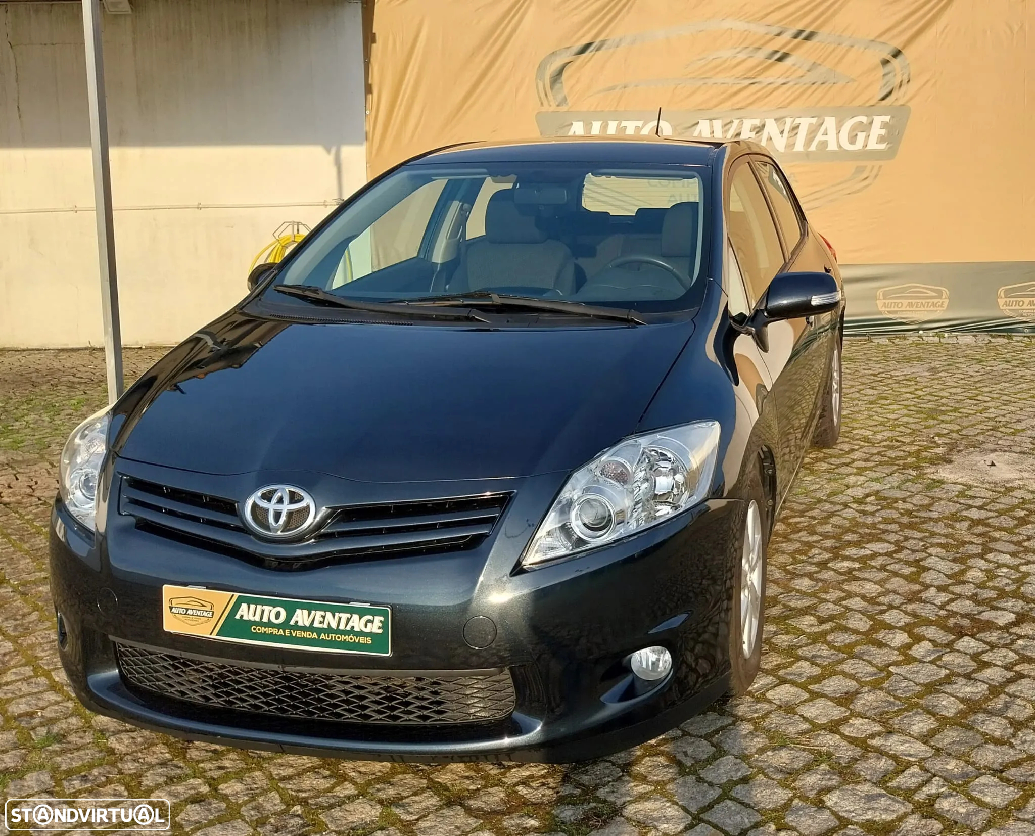 Toyota Auris 1.4 D-4D Comfort+Navi - 4