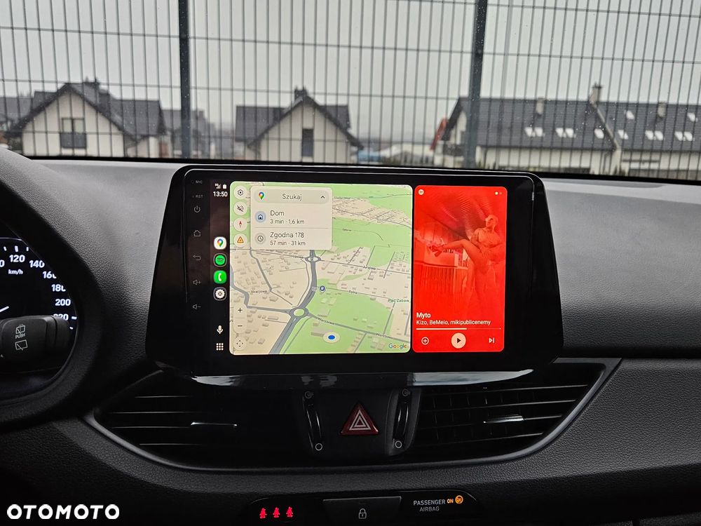 Hyundai i30 1.5 DPI Classic + - 11