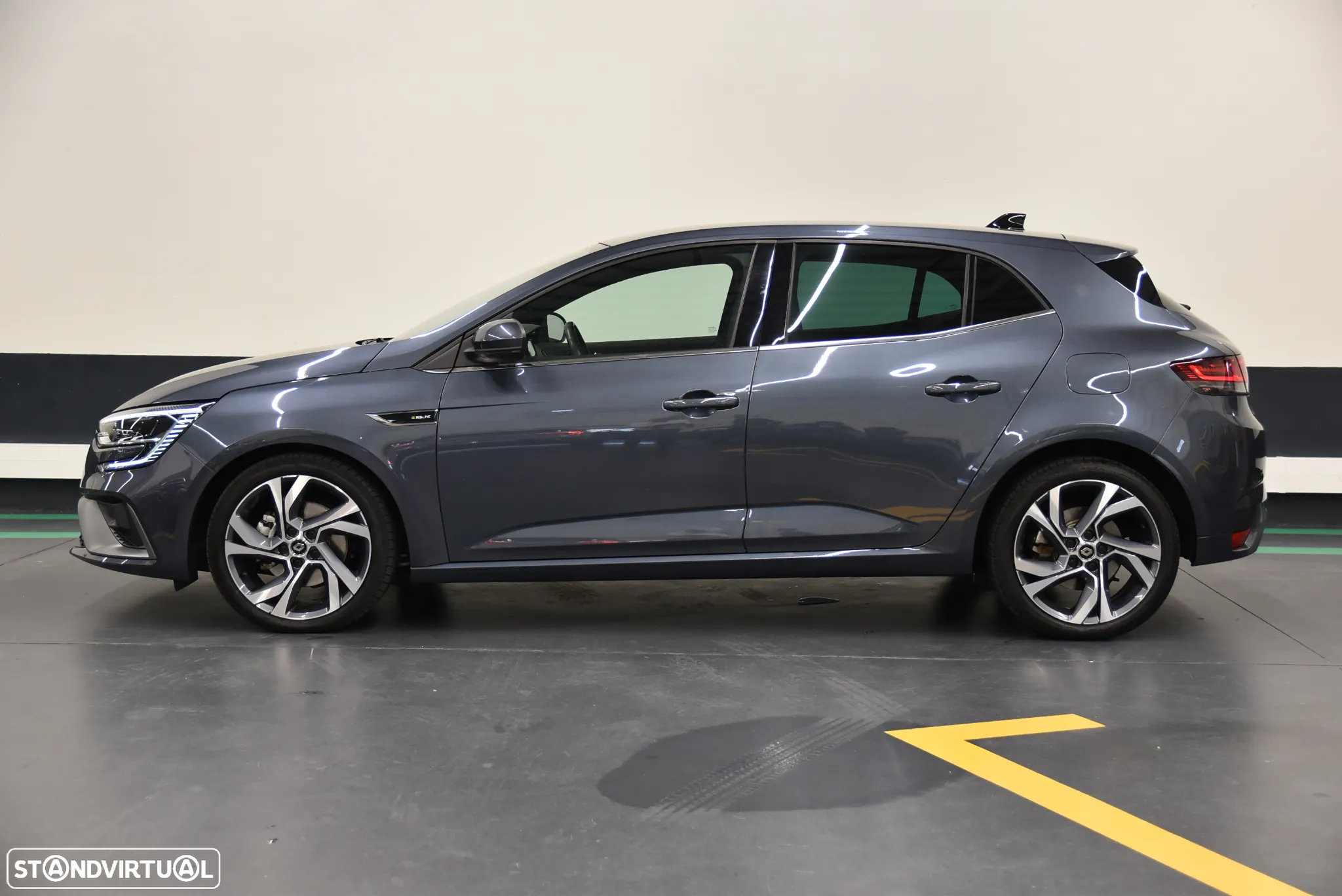Renault Mégane 1.6 Plug-In R.S. Line - 2