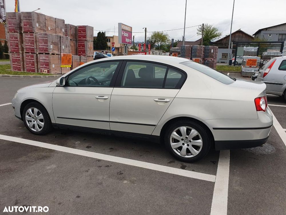 Volkswagen Passat 2.0TDI Comfortline DPF - 6