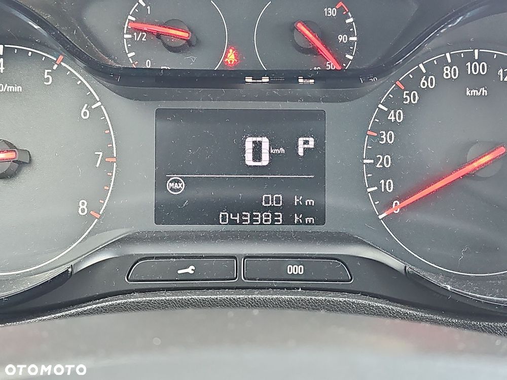 Opel Crossland X 1.2 T GPF Enjoy S&S - 19