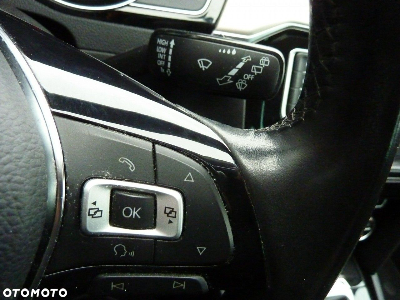 Volkswagen Passat - 33