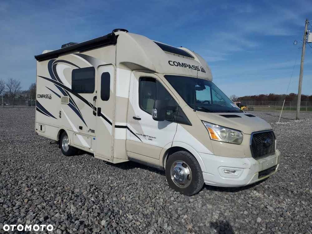 Ford Sunseeker E-450 Cutaway - 3