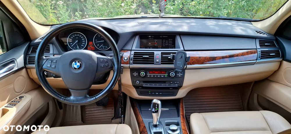 BMW X5 3.0d - 10