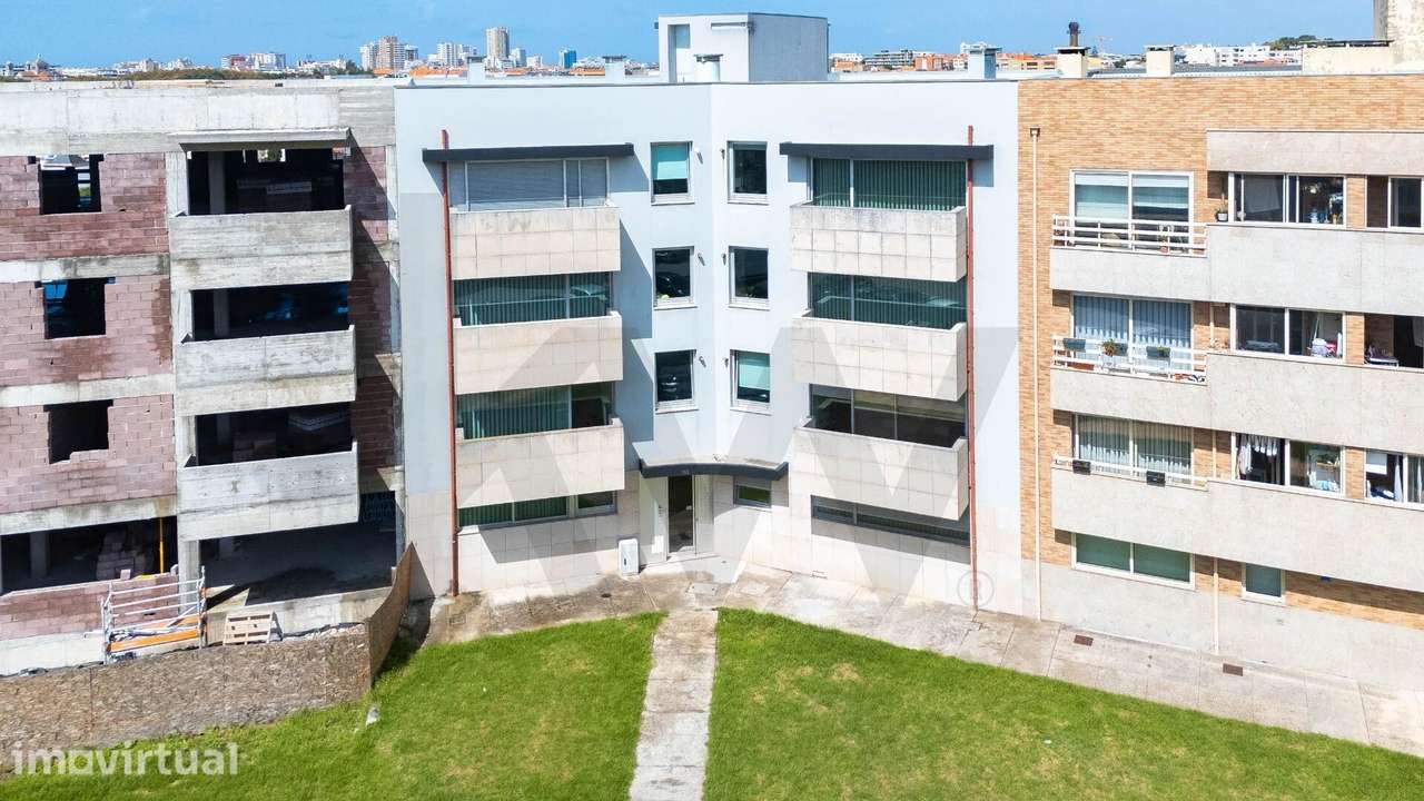 Apartamento T4 com garagem em Mourões, Póvoa de Varzim - Grande imagem: 2/30